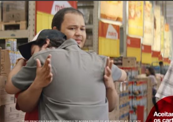 Nova campanha do Makro reforça parceria da marca com seus clientes