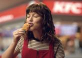 KFC lança sua primeira campanha de TV no Brasil